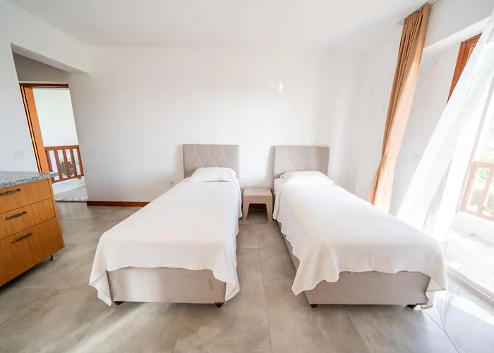 Karaincir Datça Otel 3*